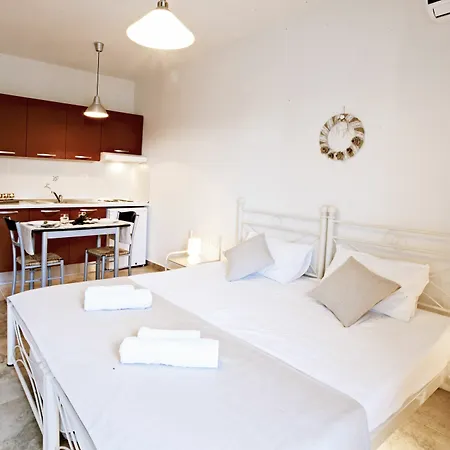 Kallisti Studios&apartments Skyros